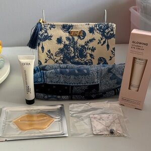 OFRA Blue and White Floral Cosmetic Set